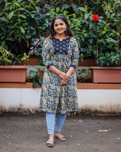 Ethnic wear 