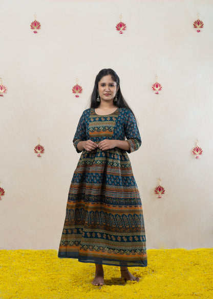 Flared chanderi dress