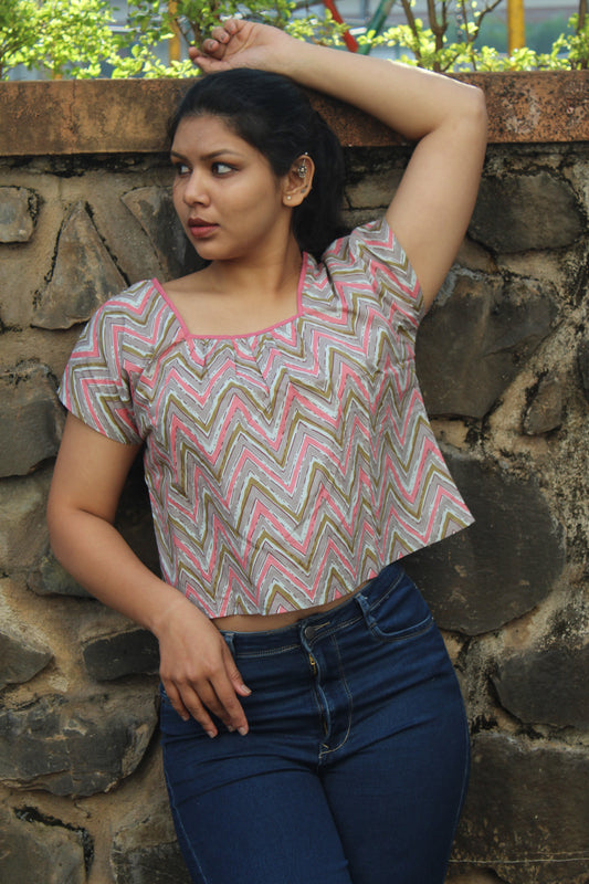 Casual boxy fit half sleeves